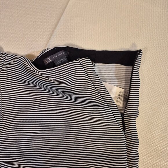 ARMANI EXCHANGE high waisted black and white shorts - Picture 3 of 13